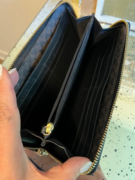 EUC Coach Black Saffiano Leather Zip Wallet with Gold Logo - Picture 6 of 8